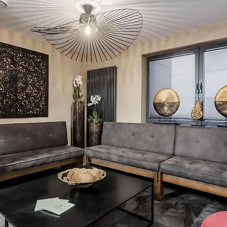 Deo Plaza By Rent Like -navy Blue- Apartment